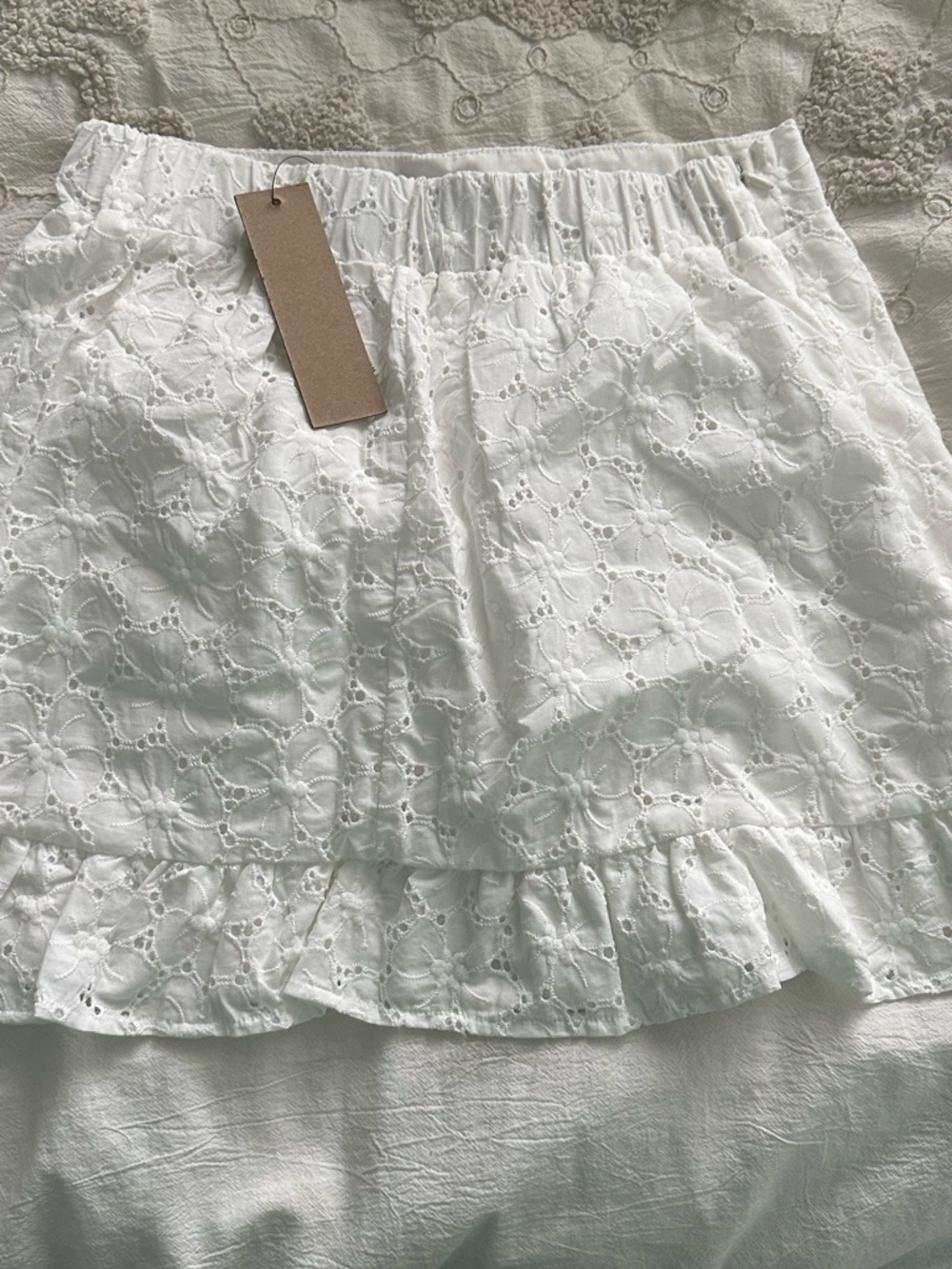 DO+BE White Eyelet Ruffle Mini Skirt - Picture 4 of 4